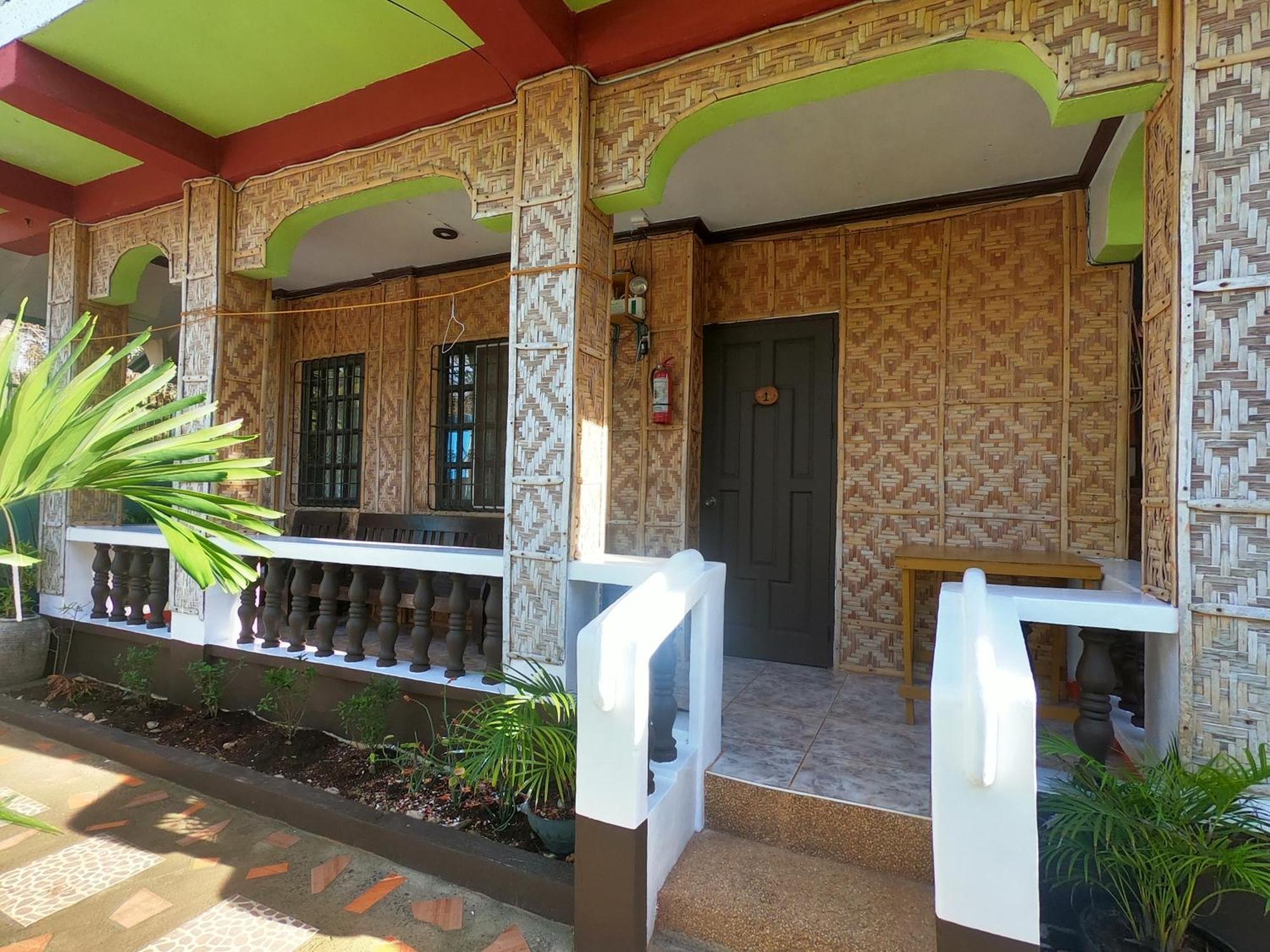 Bohol Sea Breeze Cottages And Resort Tawala  Екстер'єр фото